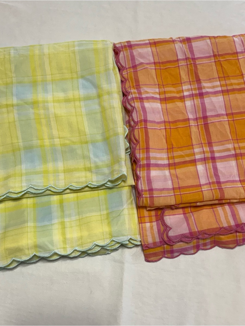 Banana Republic Plaid Scalloped Tablecloths - Yellow, Orange, Pink. Set of 4